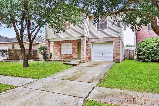 $227,000 | 2129 Whittier Drive, Houston, TX 77032