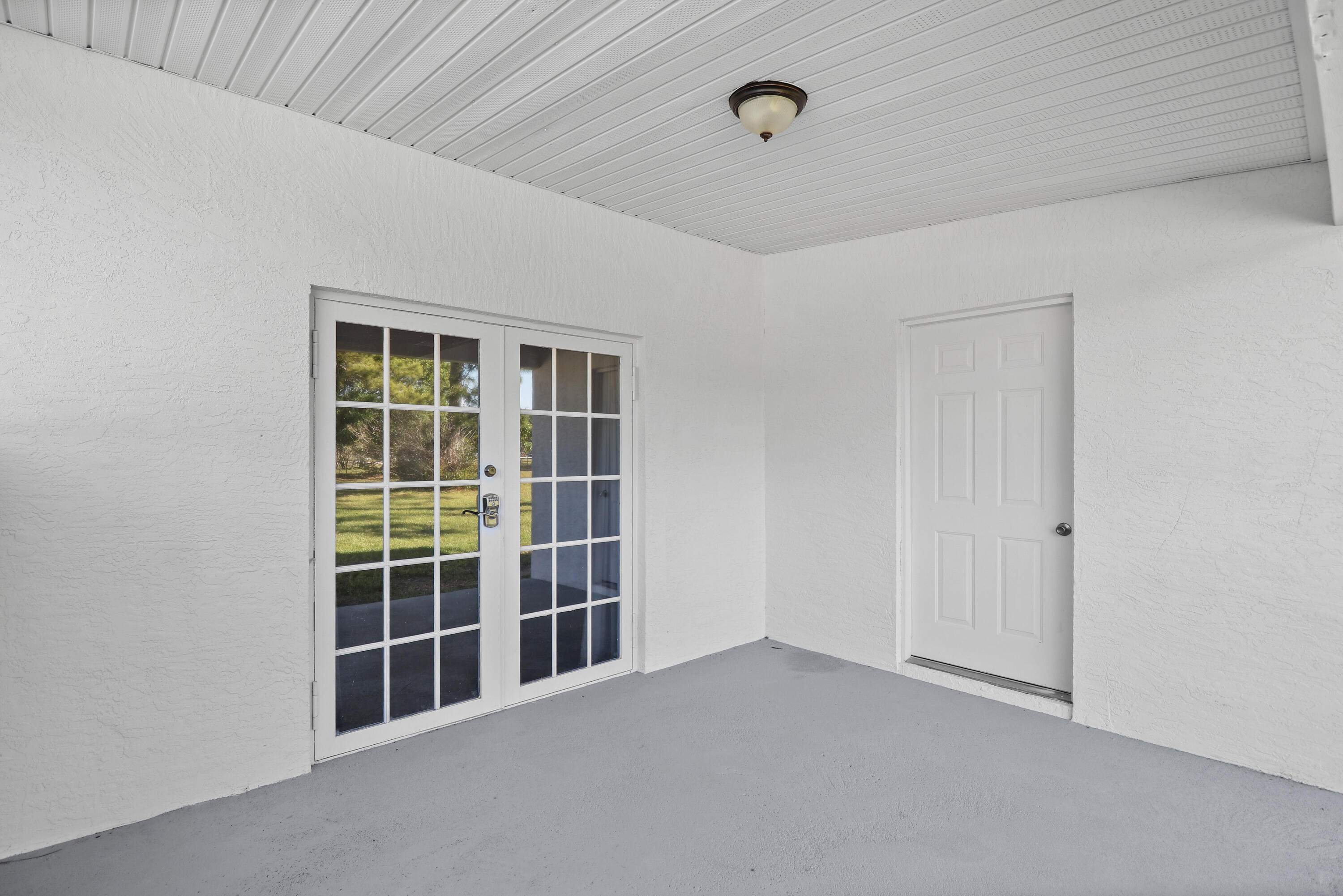 4120 Edwards Road Fort Pierce, FL 34981 - Photo 28 of 37 28-6-IMG_3674