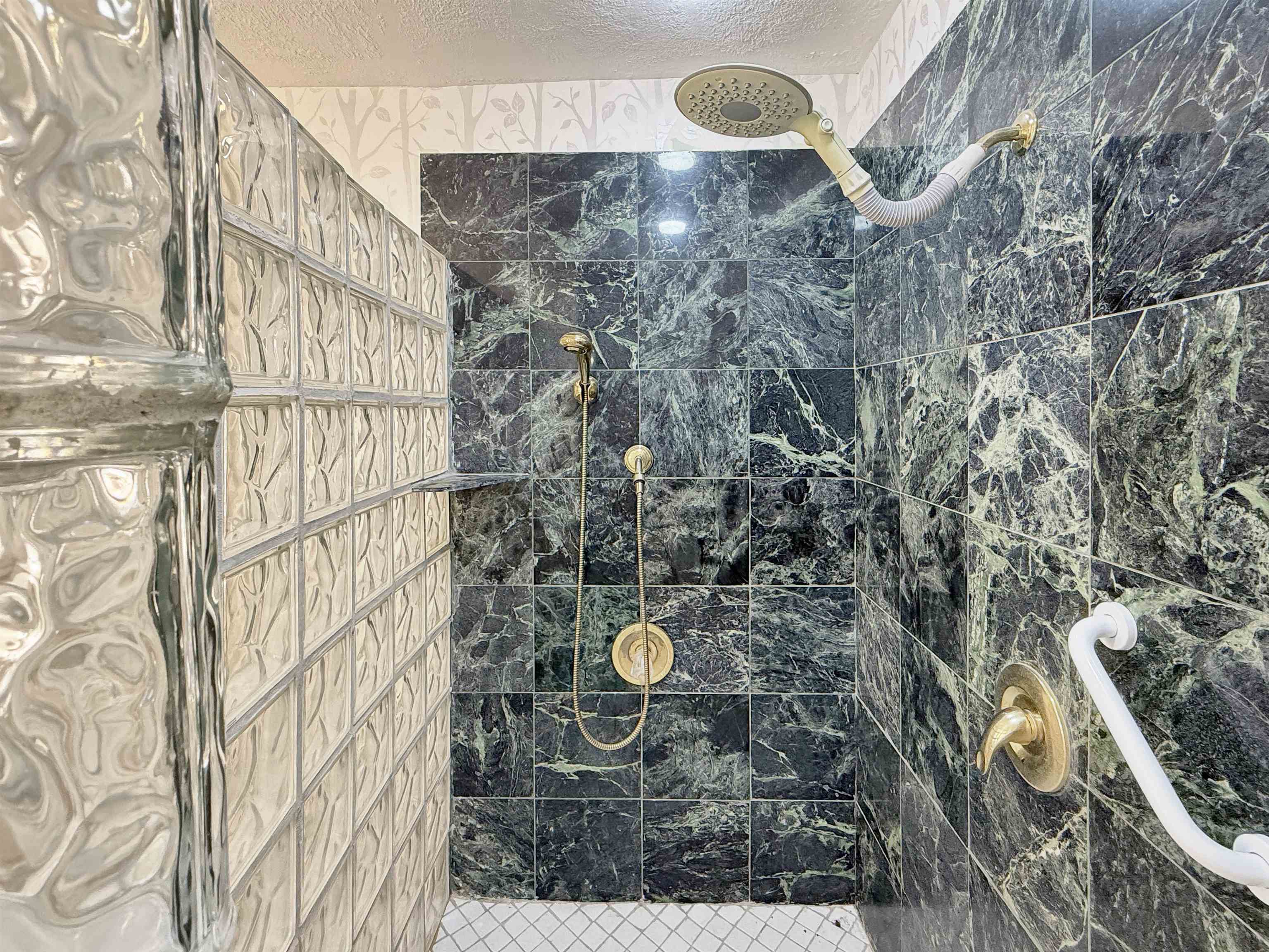 5730 I Ah Maytah Road Oshkosh, WI 54901 - Photo 22 of 58