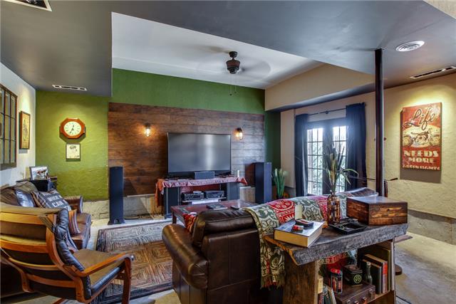 125 Circuit Road Franklin, TN 37064 - Photo 17 of 20 Nice media area with access to outdoor entertainment space!