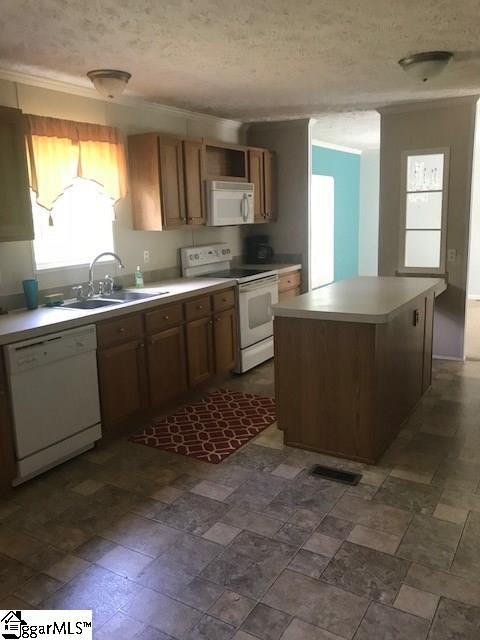 252 Childress Road Easley, SC 29640 - Photo 5 of 8