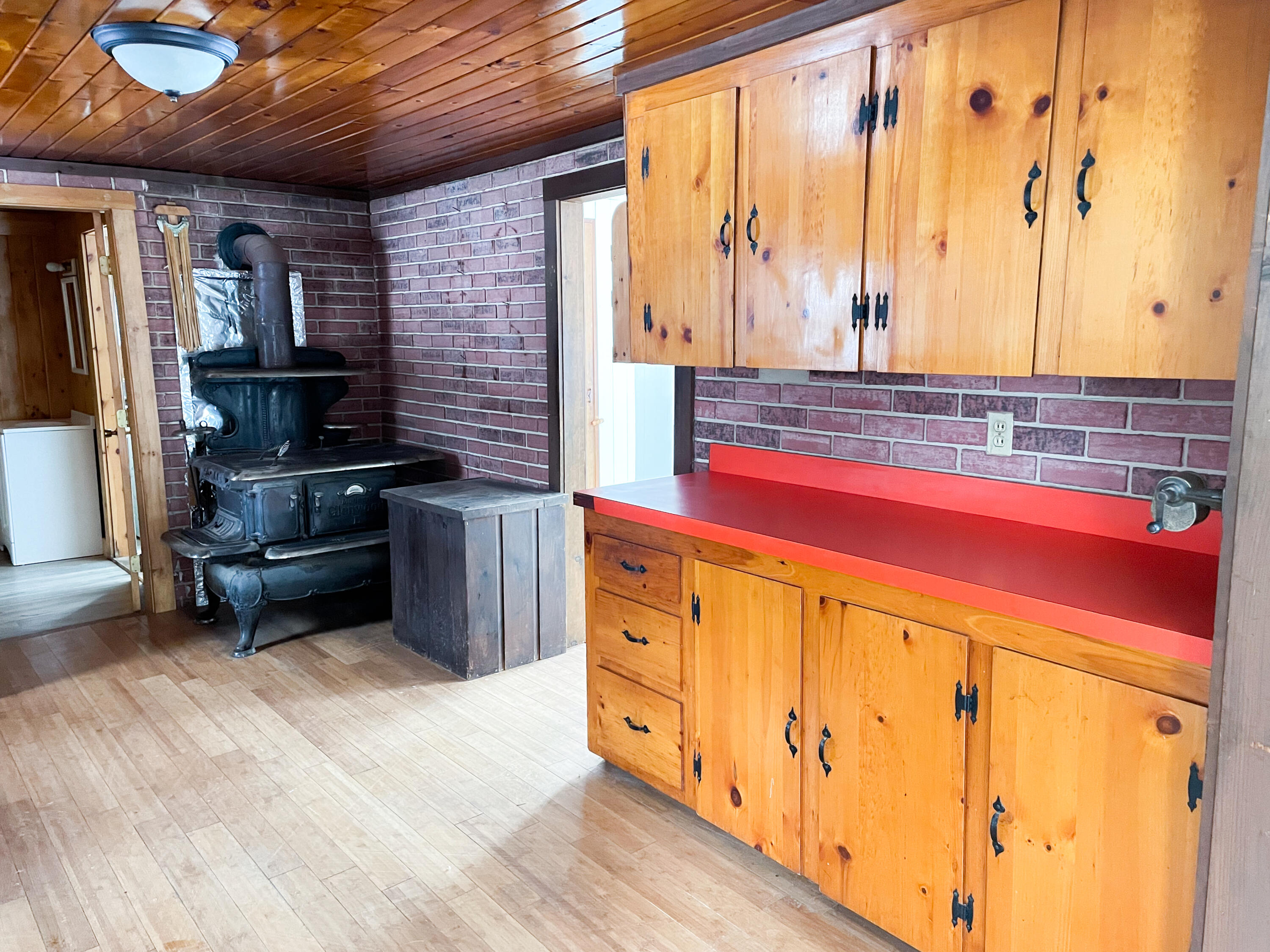 28 South Bay Road Franklin, ME 04634 - Photo 6 of 17 IMG_4999