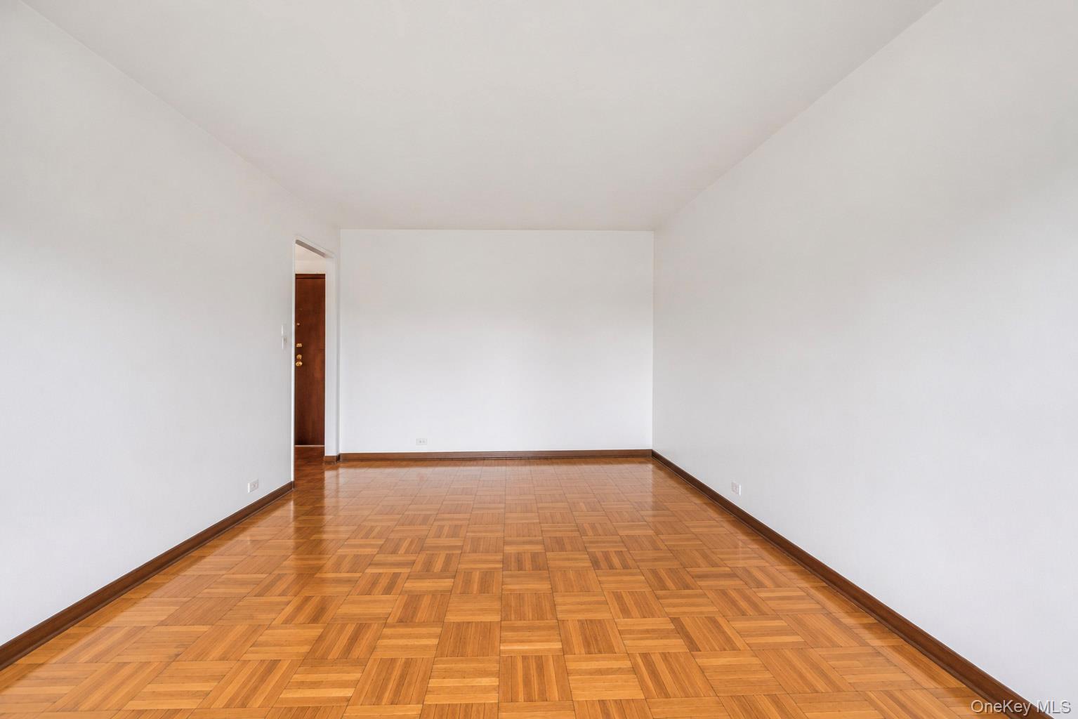 450 Pelham Road, Unit 2E New Rochelle, NY 10805 - Photo 20 of 20 Gallery Image 20