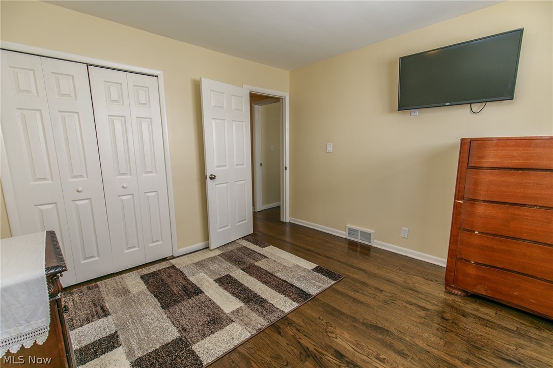 1120 Hansford Road Lyndhurst, OH 44124 - Photo 23 of 35