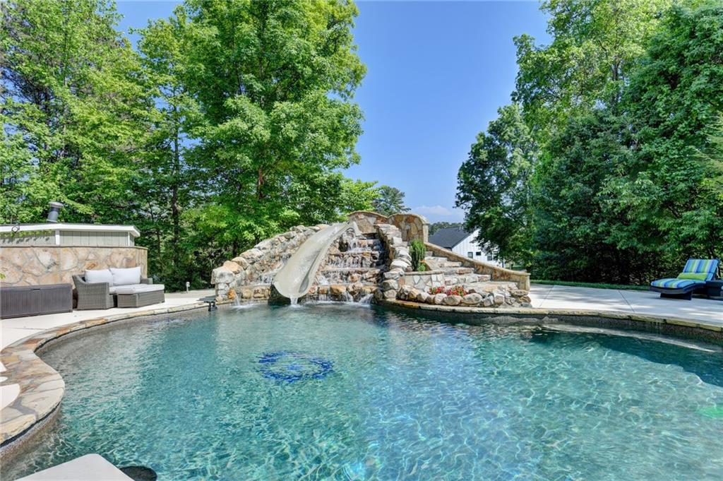 6640 Shady Grove Road Cumming, GA 30041 - Photo 8 of 111 Gallery Image 8