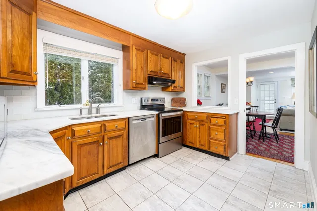 $785,000 | 137 Old South Road, Litchfield, CT 06759