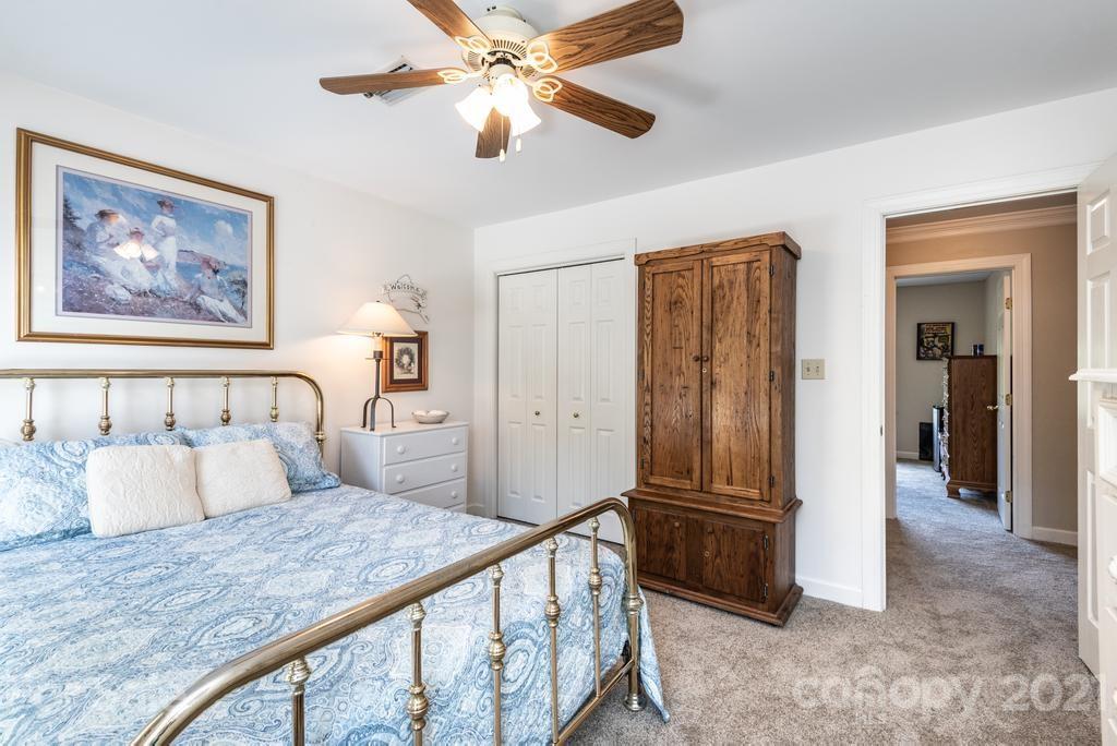 6188 Willowbottom Road Hickory, NC 28602 - Photo 26 of 48 Gallery Image 26