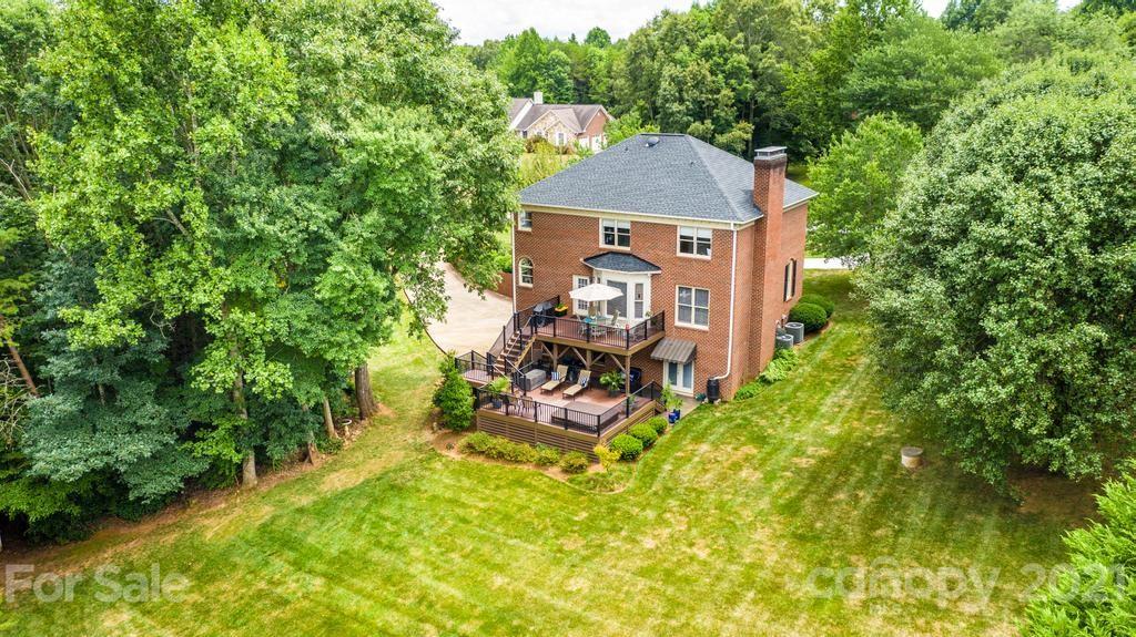 6188 Willowbottom Road Hickory, NC 28602 - Photo 4 of 48 Gallery Image 4