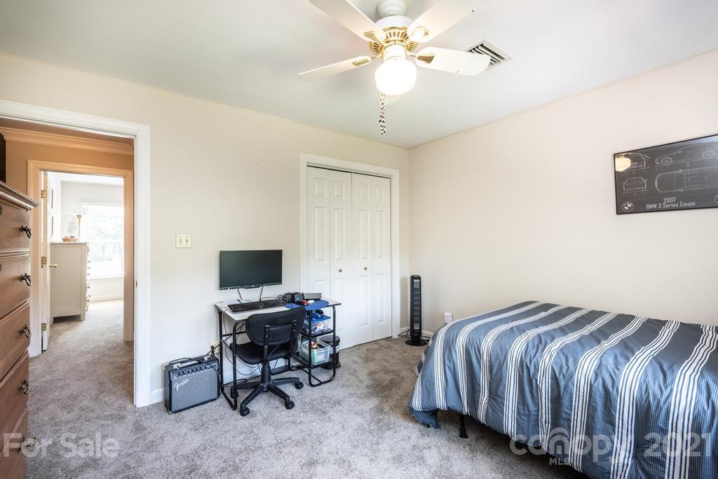 6188 Willowbottom Road Hickory, NC 28602 - Photo 31 of 48 Gallery Image 31
