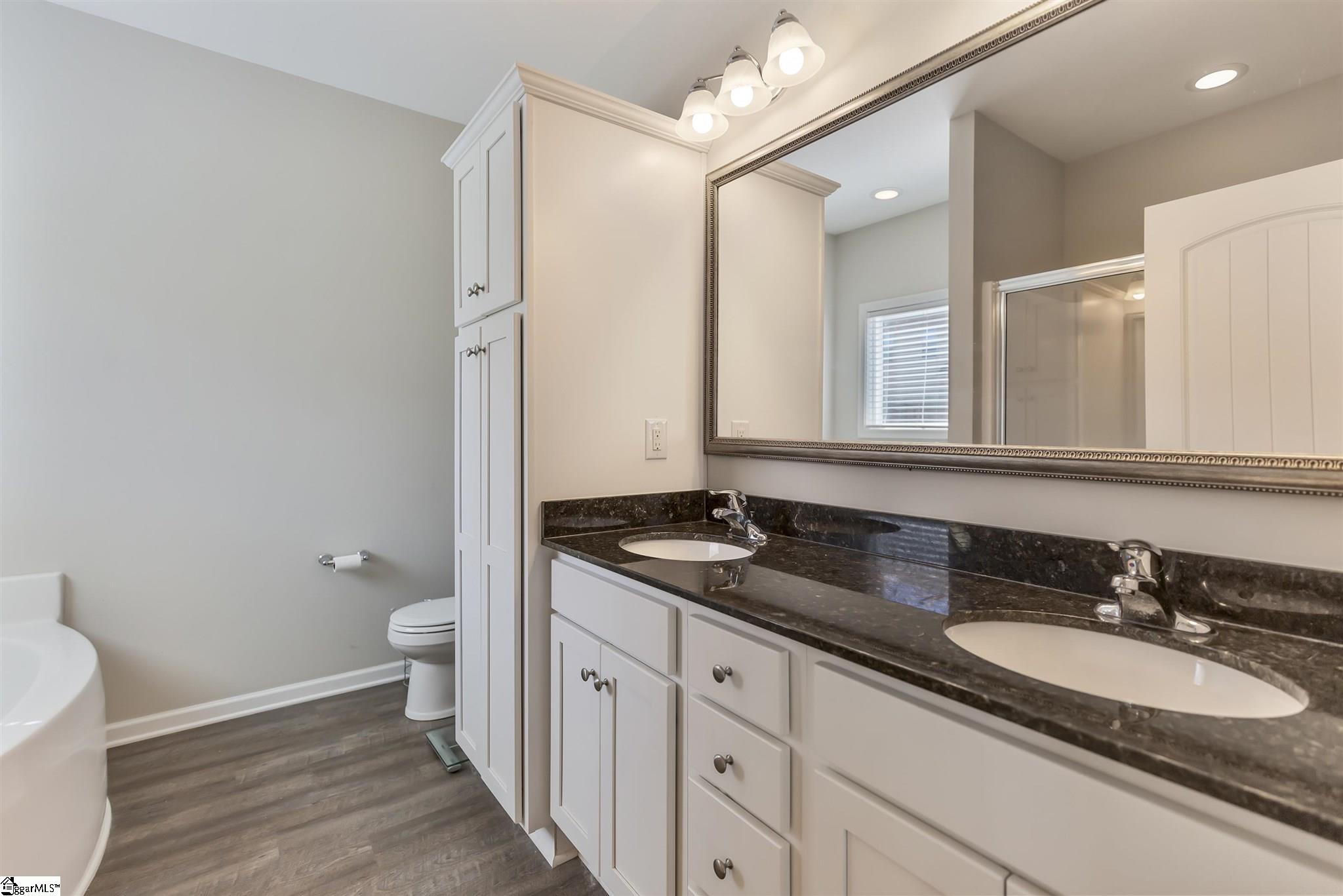 808 Camberwell Road Simpsonville, SC 29680 - Photo 16 of 28 Gallery Image 16