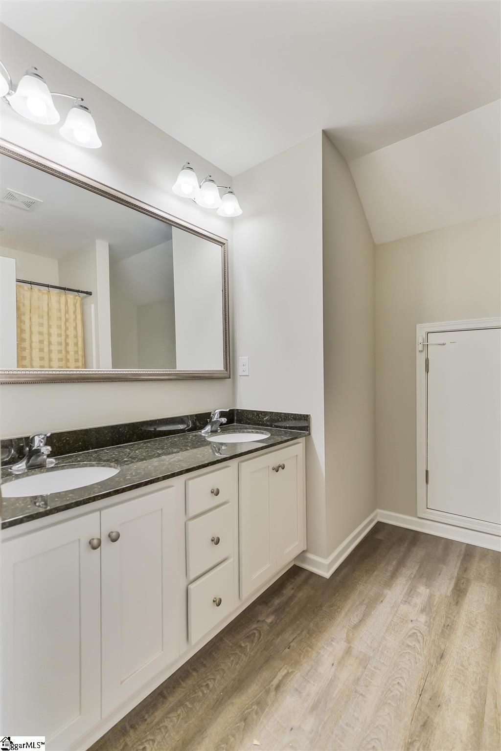 808 Camberwell Road Simpsonville, SC 29680 - Photo 17 of 28 Gallery Image 17