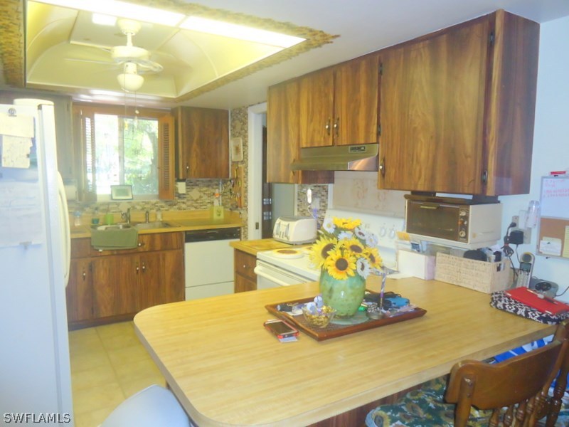 19551 Slater Road North Fort Myers, FL 33917 - Photo 4 of 24 Gallery Image 4