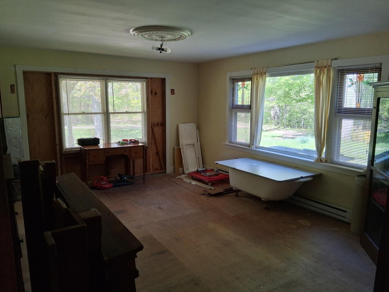 3154 Defay Road Stevensville, MI 49127 - Photo 16 of 45 20_Parlor no window Lkg North 4x3