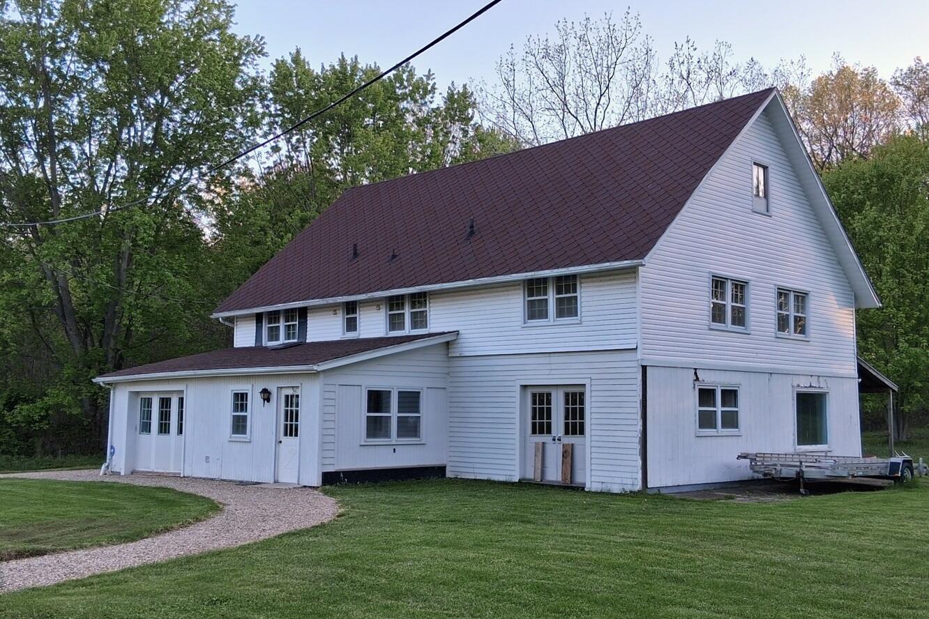 3154 Defay Road Stevensville, MI 49127 - Photo 5 of 45 5_Big barn R 5-10-26 3x2
