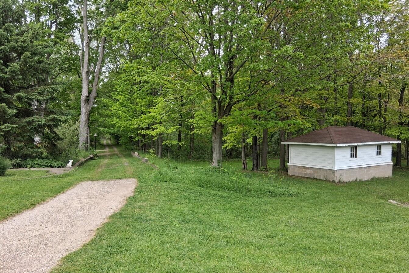 3154 Defay Road Stevensville, MI 49127 - Photo 9 of 45 chicken coup new pic