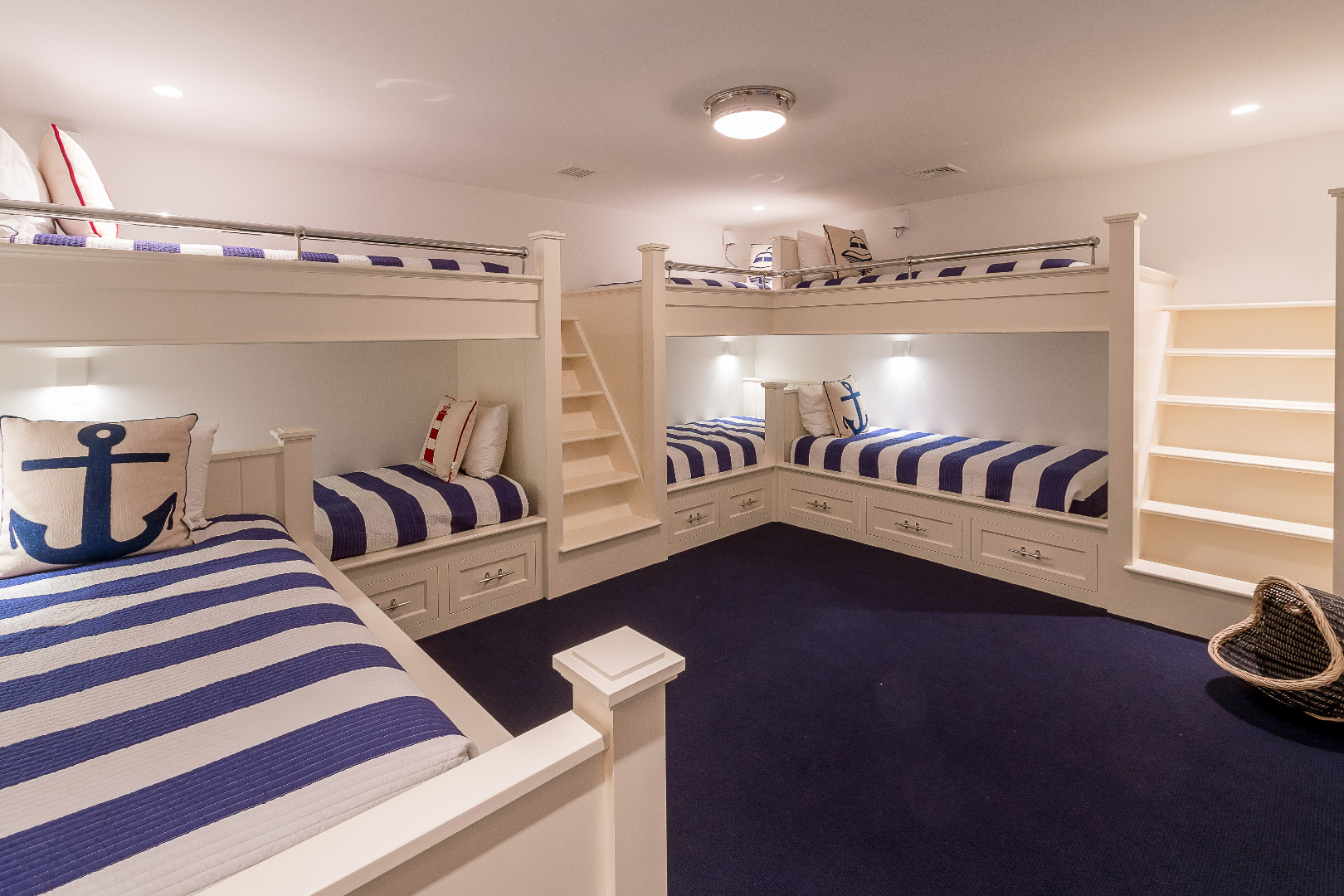 68 Pocomo Road Nantucket, MA 02554 - Photo 31 of 43 Bunk room for 7