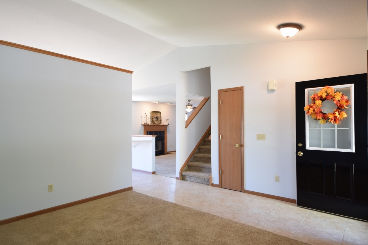 3306 Cedar Ridge Run Fort Wayne, IN 46808 - Photo 7 of 20 Gallery Image 7