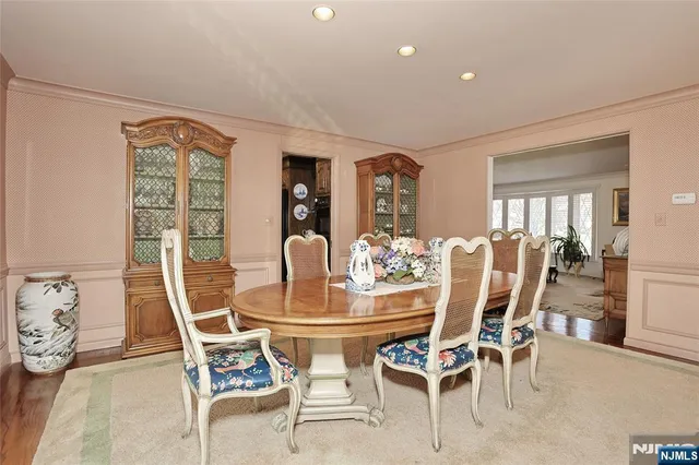 $1,699,000 | 26 Glenwood Road, Tenafly, NJ 07670