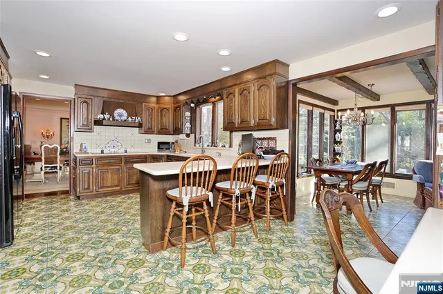 $1,699,000 | 26 Glenwood Road, Tenafly, NJ 07670