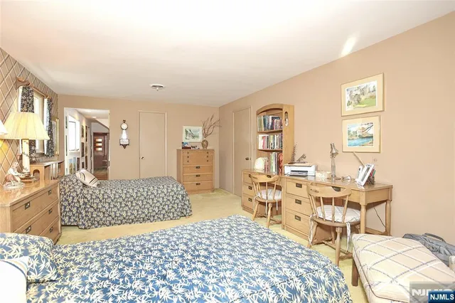 $1,699,000 | 26 Glenwood Road, Tenafly, NJ 07670