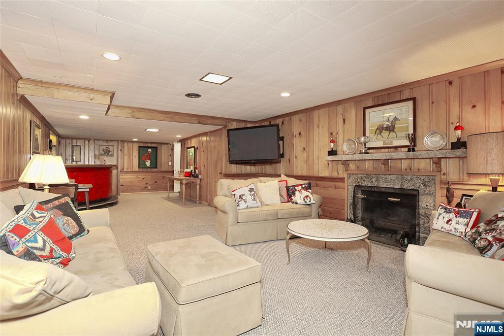 26 Glenwood Road Tenafly, NJ 07670 - Photo 44 of 50