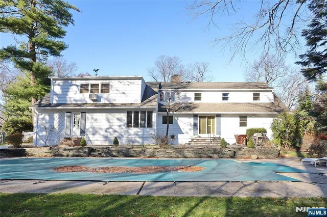 $1,699,000 | 26 Glenwood Road, Tenafly, NJ 07670
