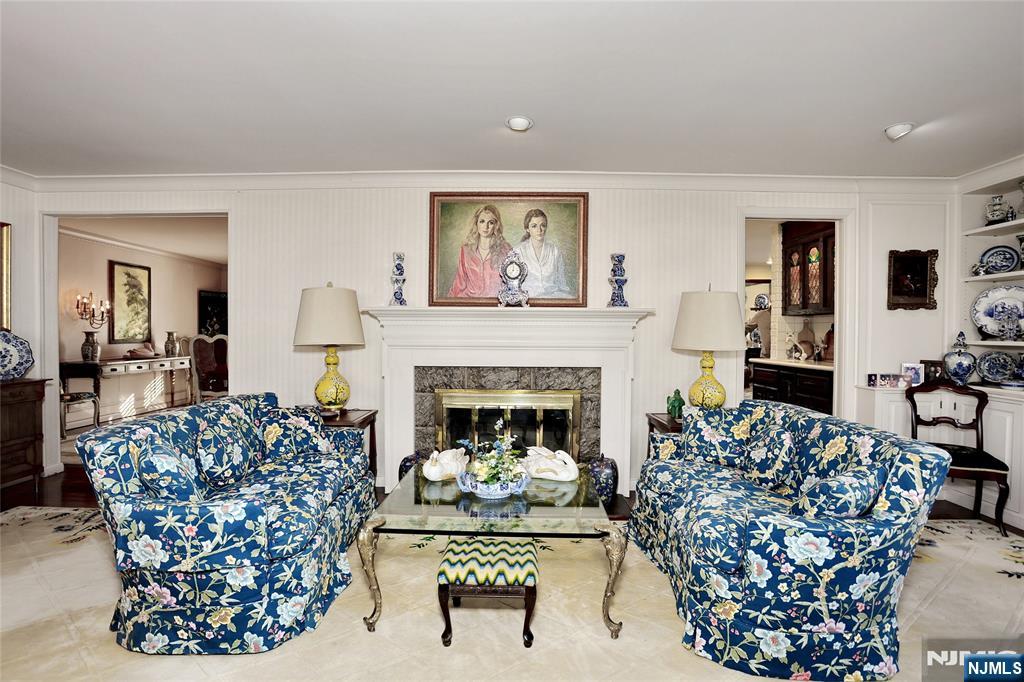 26 Glenwood Road Tenafly, NJ 07670 - Photo 9 of 50