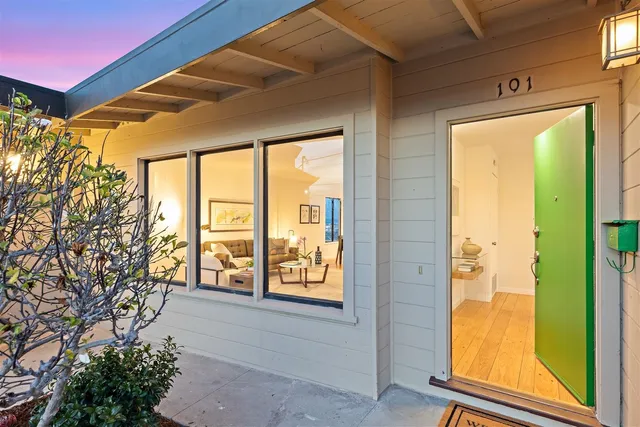 $899,000 | 101 Crest Avenue, Richmond, CA 94801