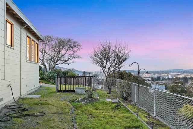 $899,000 | 101 Crest Avenue, Richmond, CA 94801