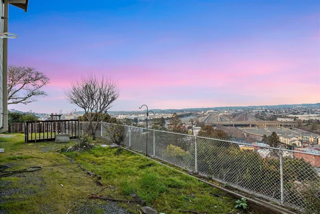 $899,000 | 101 Crest Avenue, Richmond, CA 94801