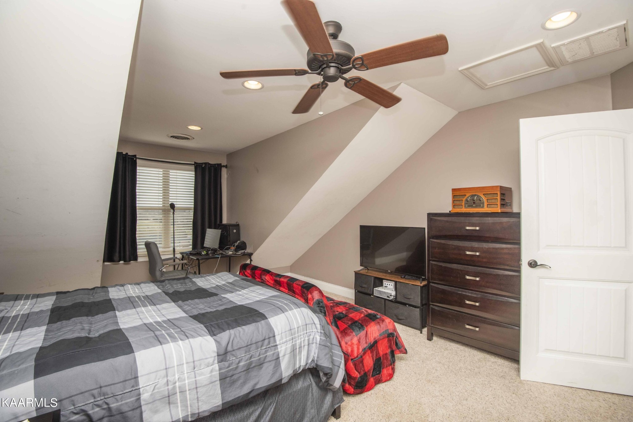 7449 Openview Lane Corryton, TN 37721 - Photo 37 of 43 Gallery Image 37