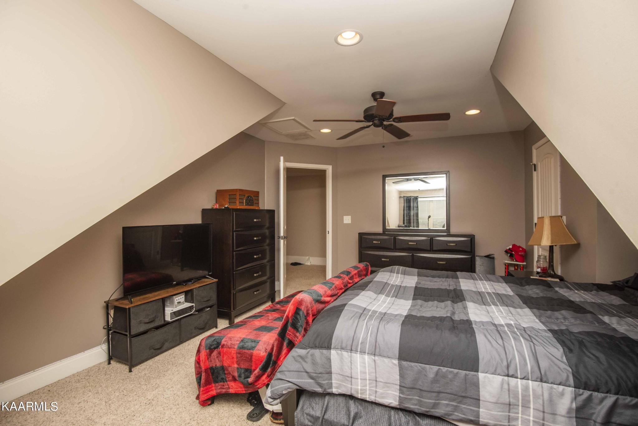 7449 Openview Lane Corryton, TN 37721 - Photo 38 of 43 Gallery Image 38