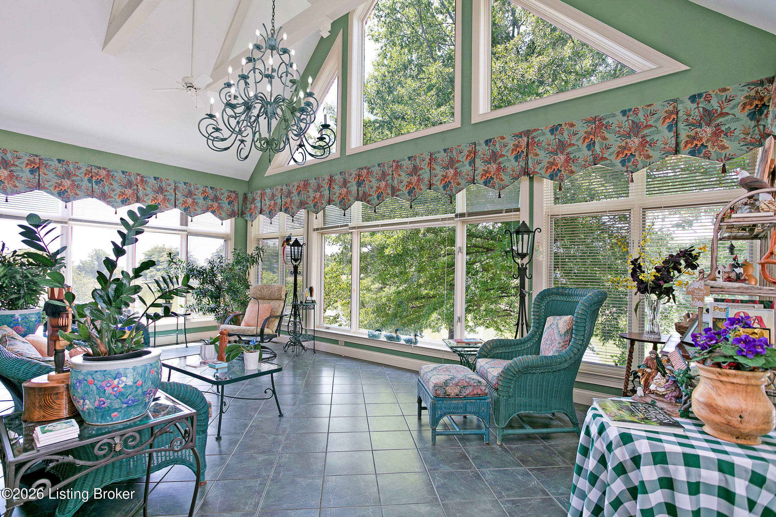 2025 Lincoln Park Road Springfield, KY 40069 - Photo 57 of 72 sun room