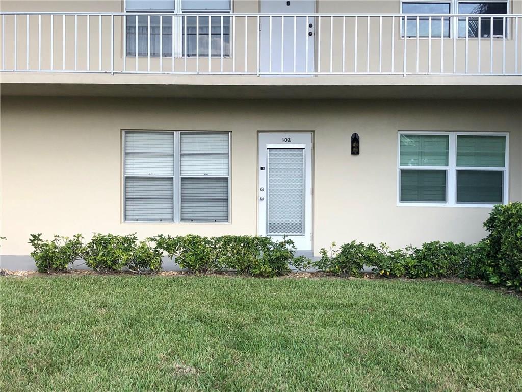 110 Spring Lake Court, Unit 102 Vero Beach, FL 32962 - Photo 2 of 3