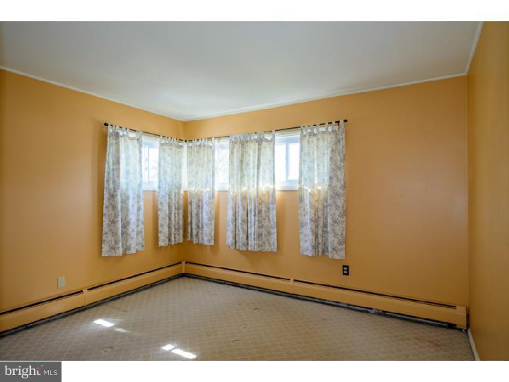 35 Cable Road Levittown, PA 19057 - Photo 14 of 18