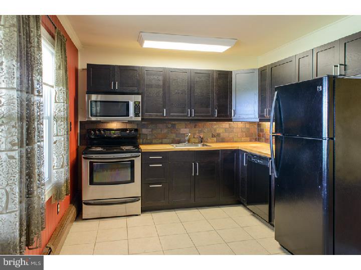 35 Cable Road Levittown, PA 19057 - Photo 7 of 18