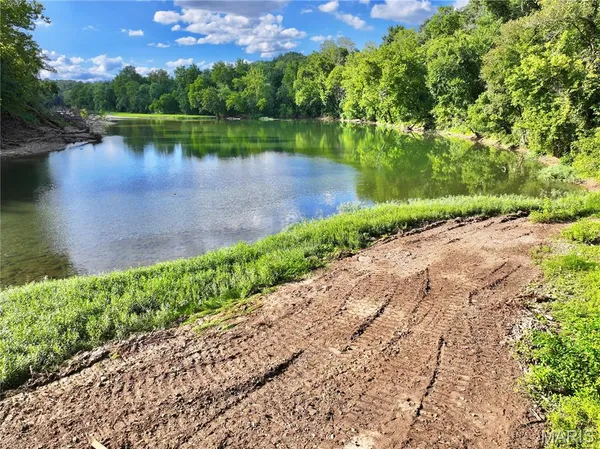 $158,200 | 17 Highway 17, Crocker, MO 65452