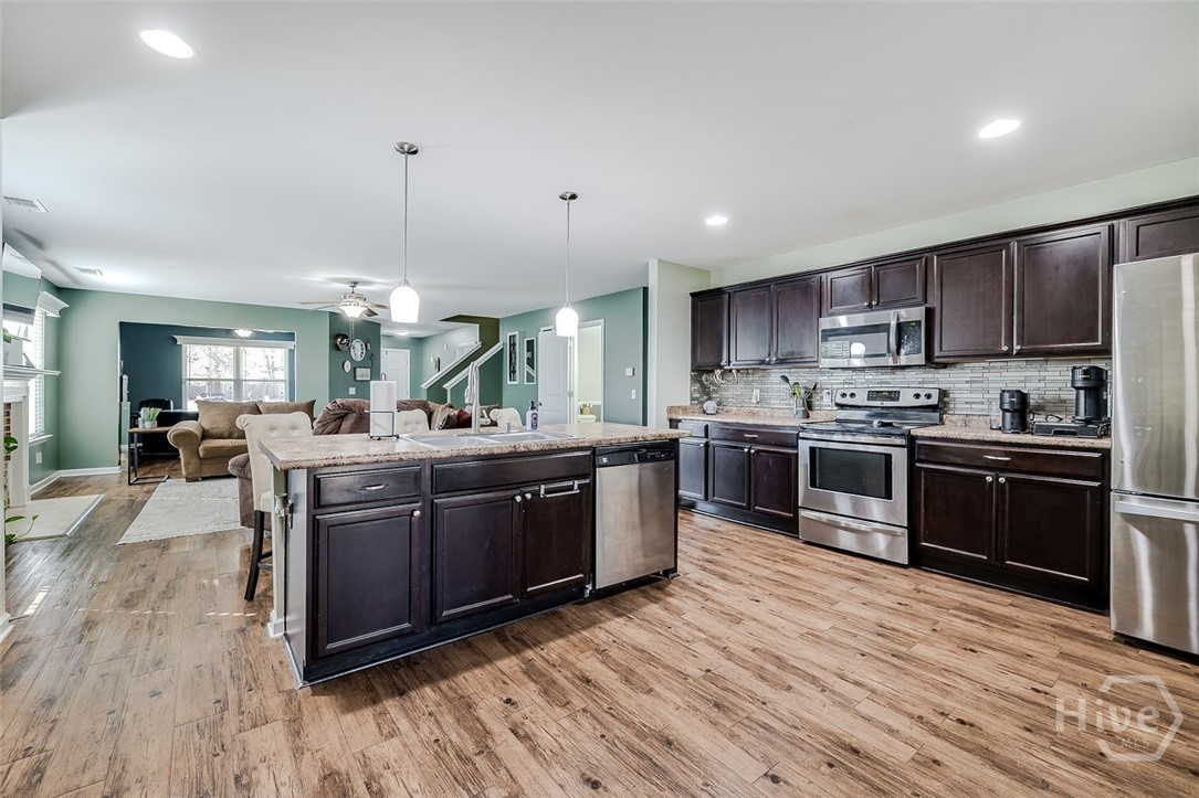 112 Bridgewood Drive Springfield, GA 31329 - Photo 8 of 26