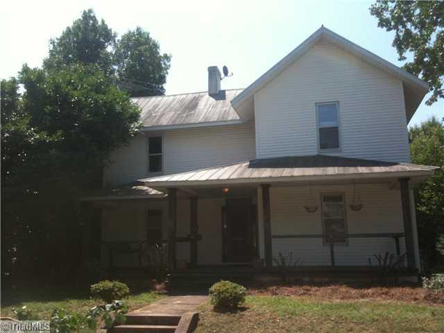 918 South Academy Street Rural Hall, NC 27045 - Photo 1 of 5 Exterior Front.