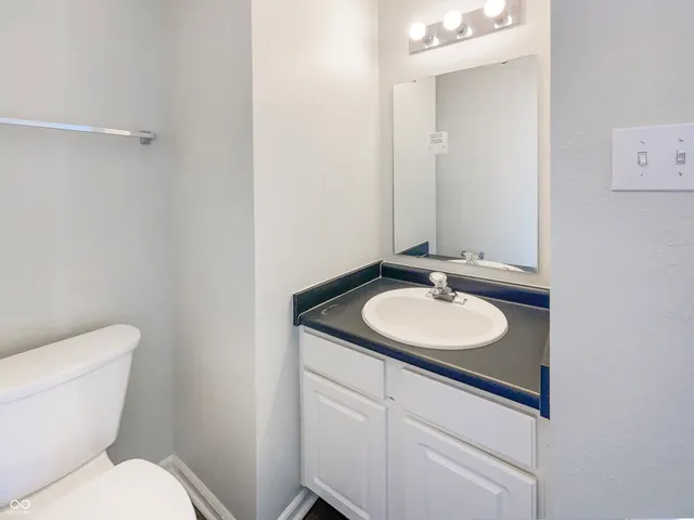 $345,000 | 2264 Edgewater Circle, Plainfield, IN 46168