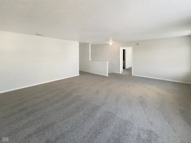 $345,000 | 2264 Edgewater Circle, Plainfield, IN 46168