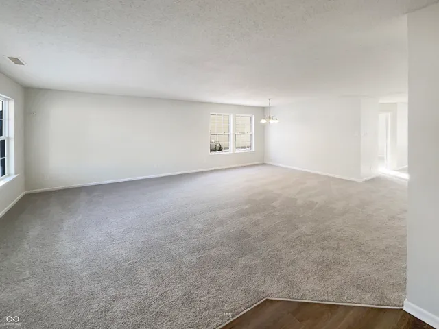 $345,000 | 2264 Edgewater Circle, Plainfield, IN 46168