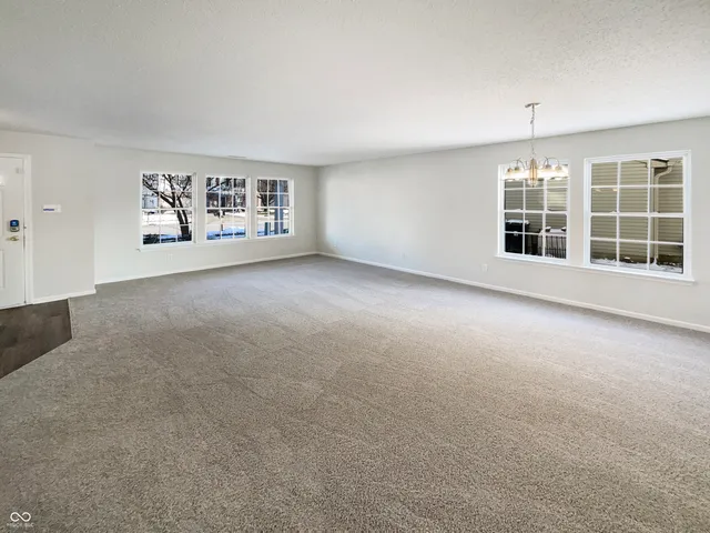 $345,000 | 2264 Edgewater Circle, Plainfield, IN 46168