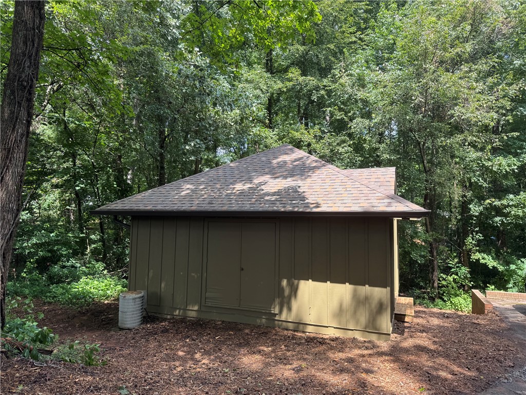 118 Century Court Pendleton, SC 29670 - Photo 29 of 31 Side view of workshop