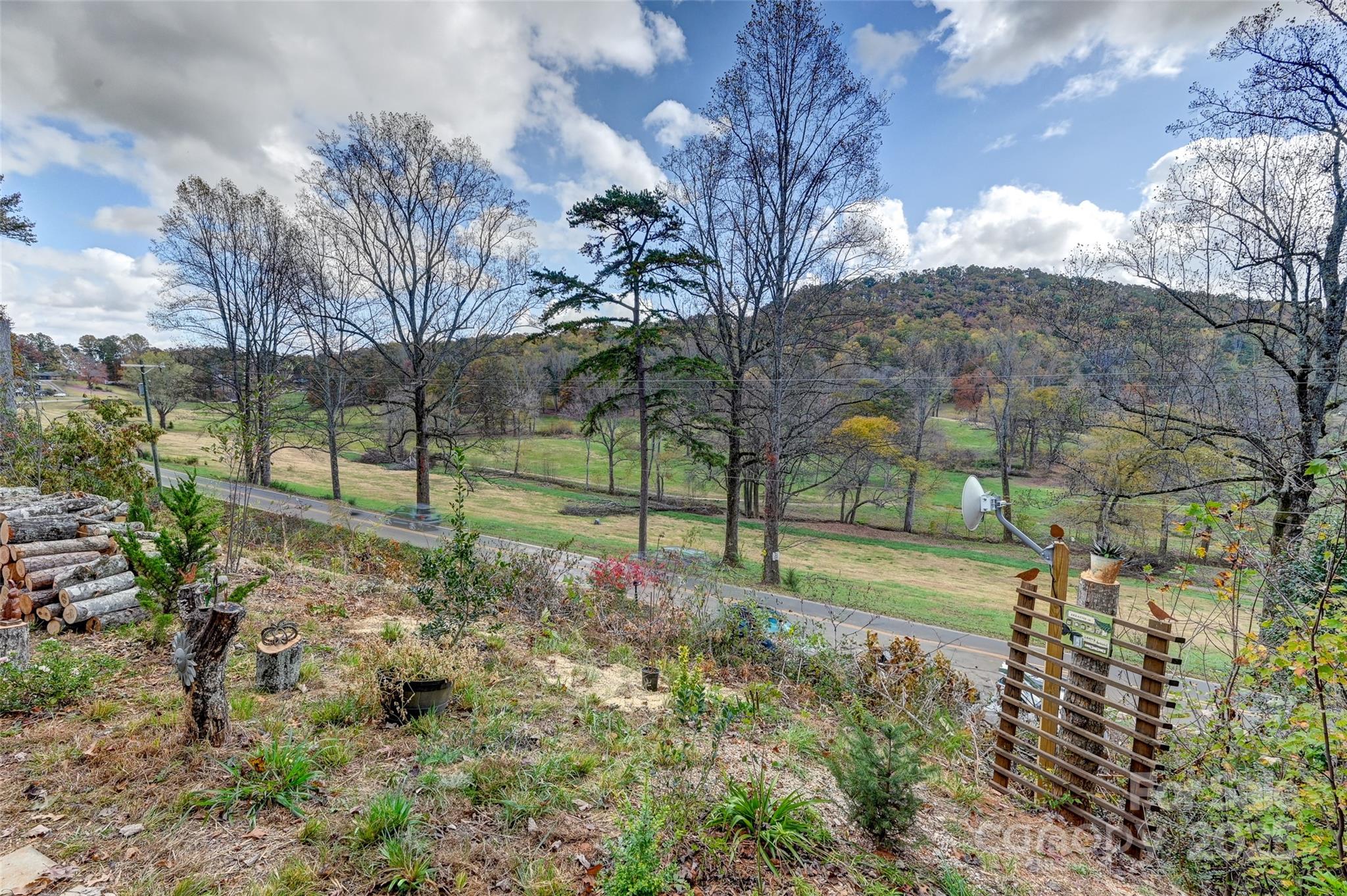 811 Golf Course Road Old Fort, NC 28762 - Photo 3 of 37 a view of a park