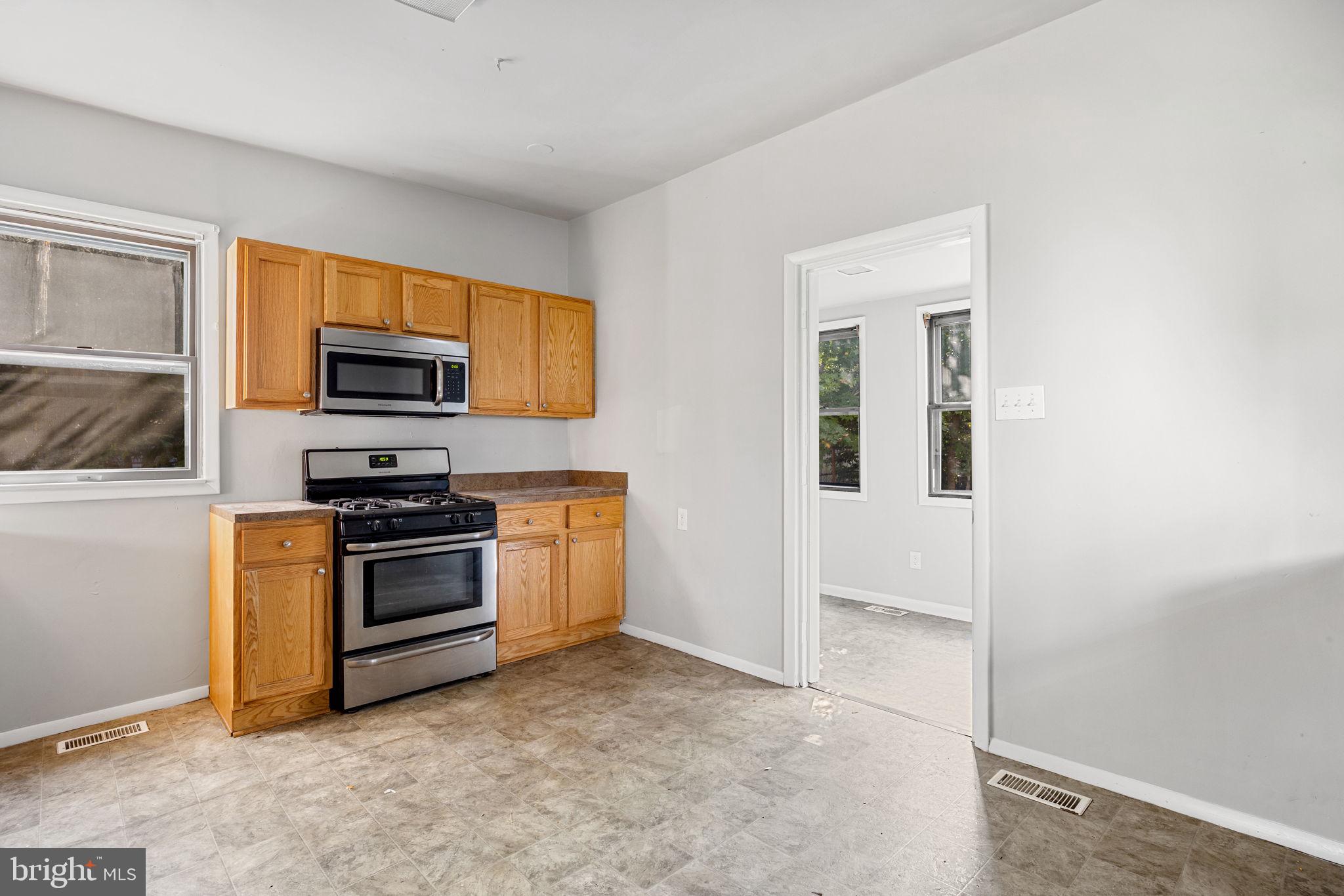138 Webster Street Riverside, NJ 08075 - Photo 11 of 27