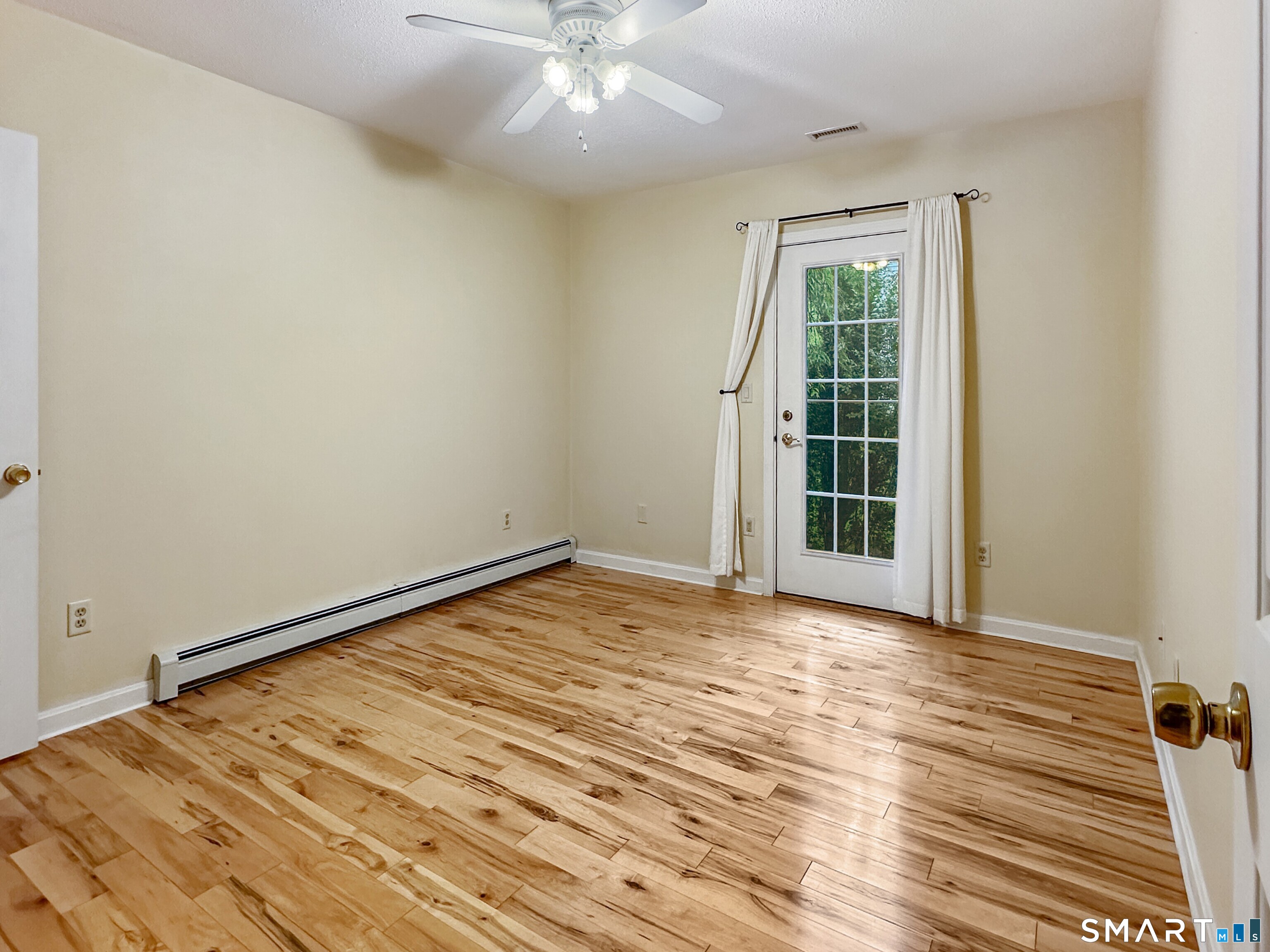 120 Giants Neck Road East Lyme, CT 06357 - Photo 29 of 37 Gallery Image 29