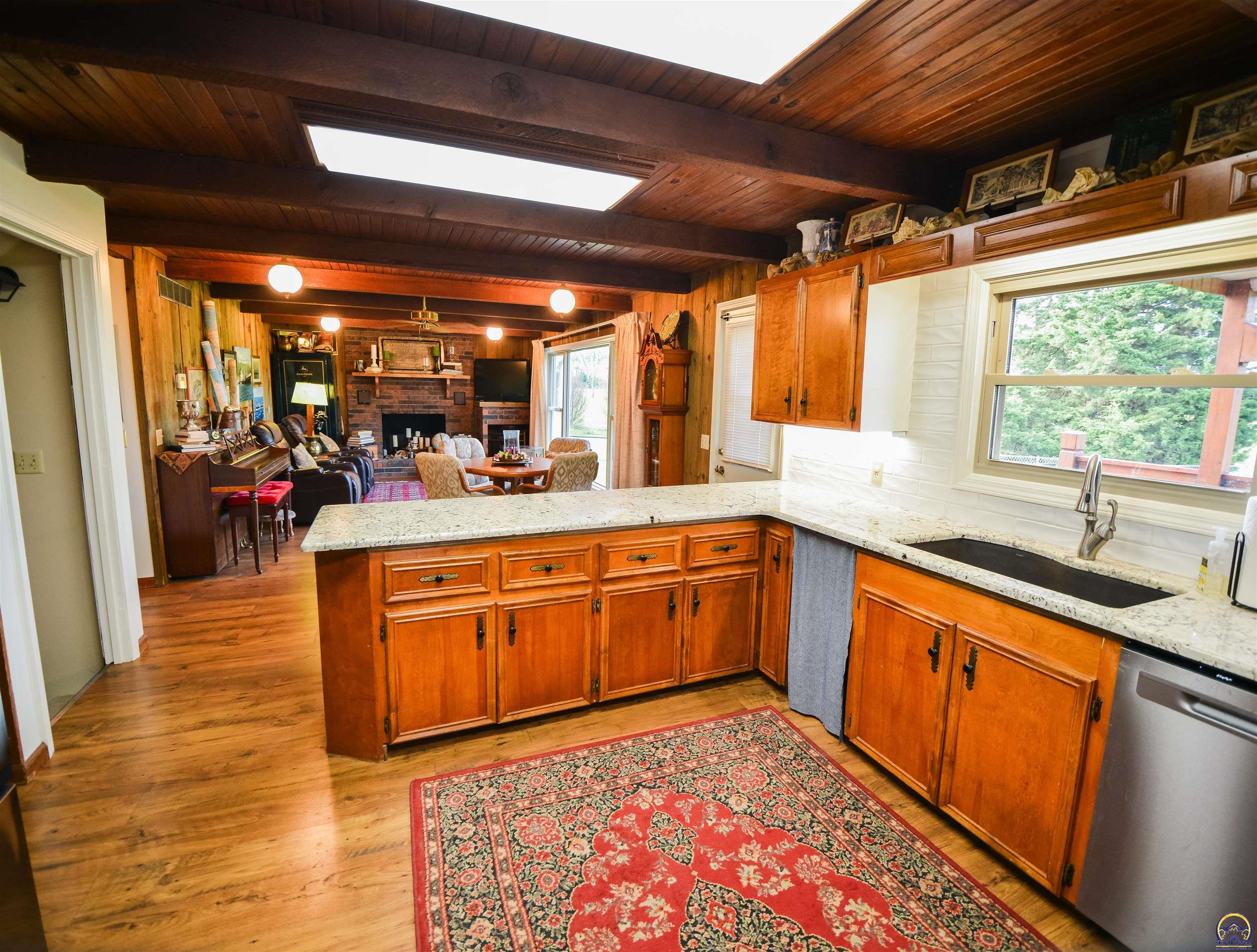 1786 Rd E5 Emporia, KS 66801 - Photo 8 of 62