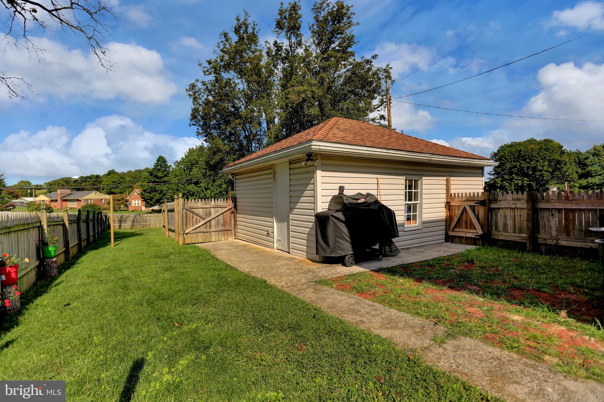 300 North Main Street Spring Grove, PA 17362 - Photo 8 of 44 Gallery Image 8