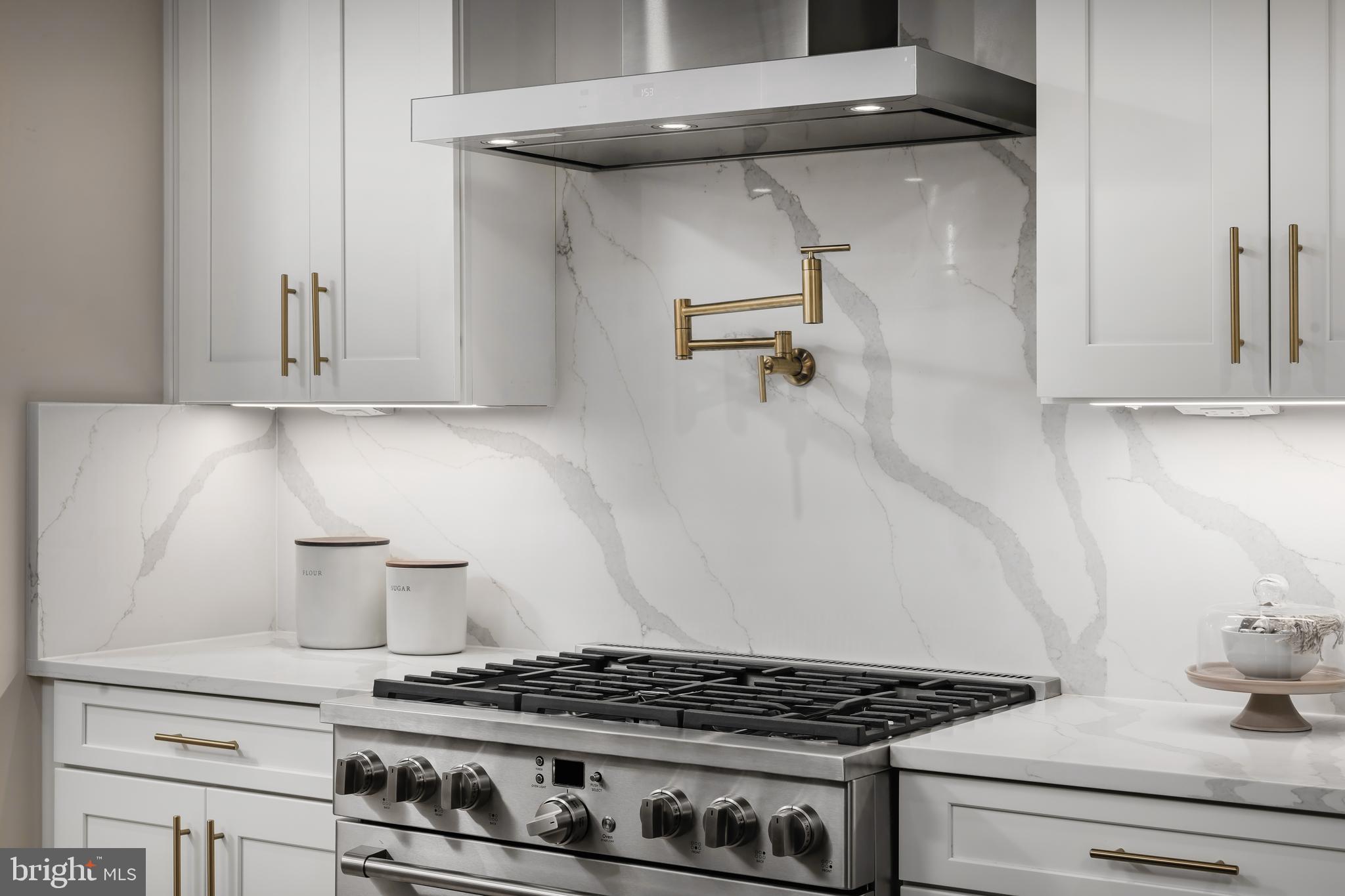 6554 Stream Song Court Columbia, MD 21044 - Photo 12 of 28 Kitchen